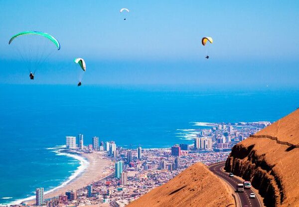 Semana Santa en Iquique y Corbeta Esmeralda - 4 Días