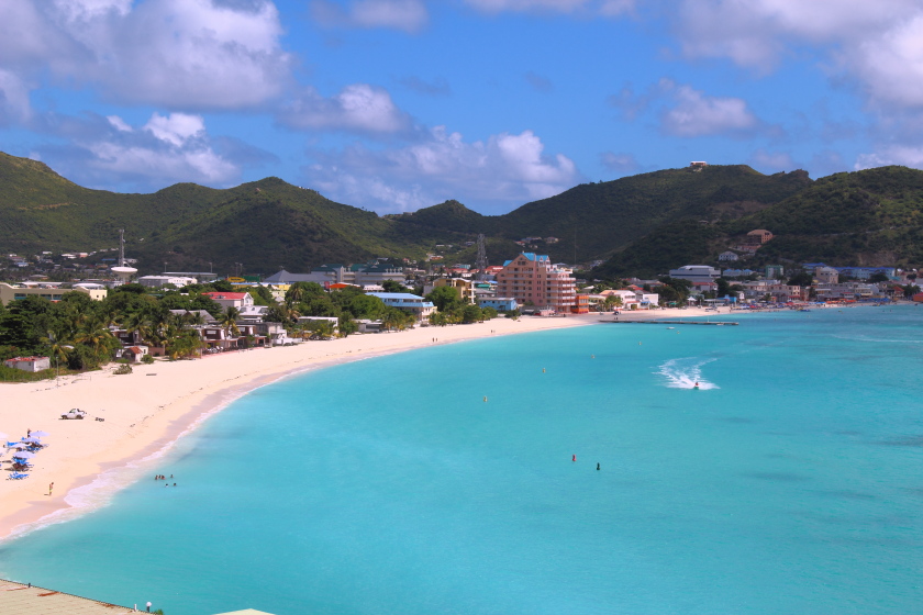 St. Maarten: Aviones y Playa en Maho Beach (8 Días / 7 Noches - Vía Copa)